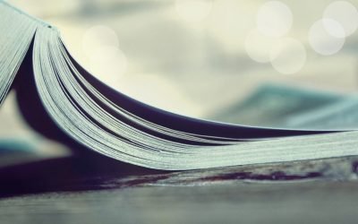 How to Blog Books: 8 Essential Blogging Books Every Blogger Must Read