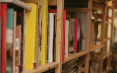 10 Inspiring True Story Books Everyone Must Read