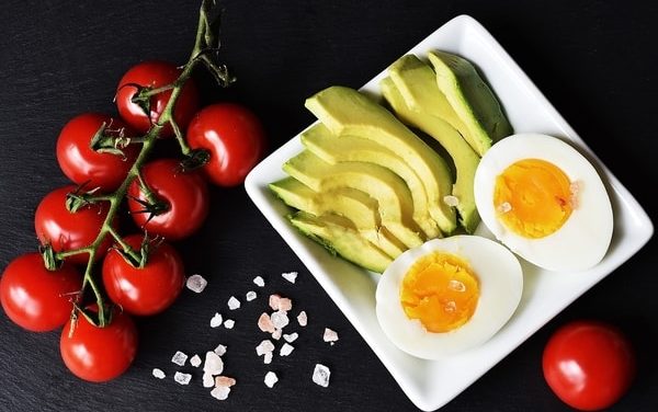 5 Great Keto Diet Recipe Books To Cook Your Way To Health
