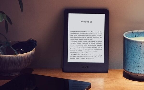 Best Amazon Kindle Comparison of 2020: Amazon Kindle Vs. Oasis Vs. Paperwhite
